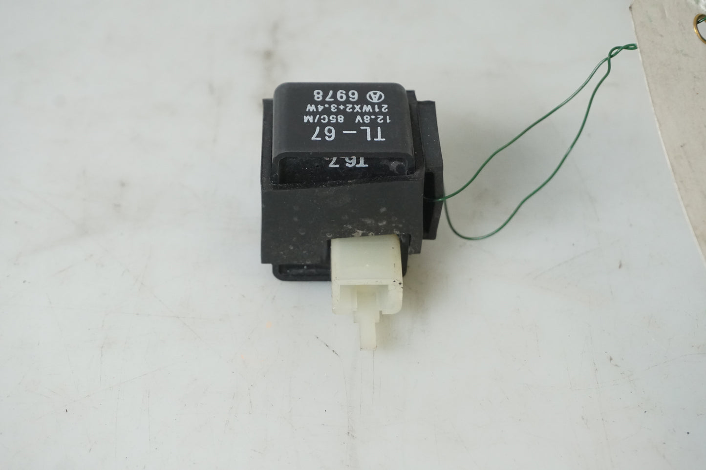 przekaźnik kierunkowskazów