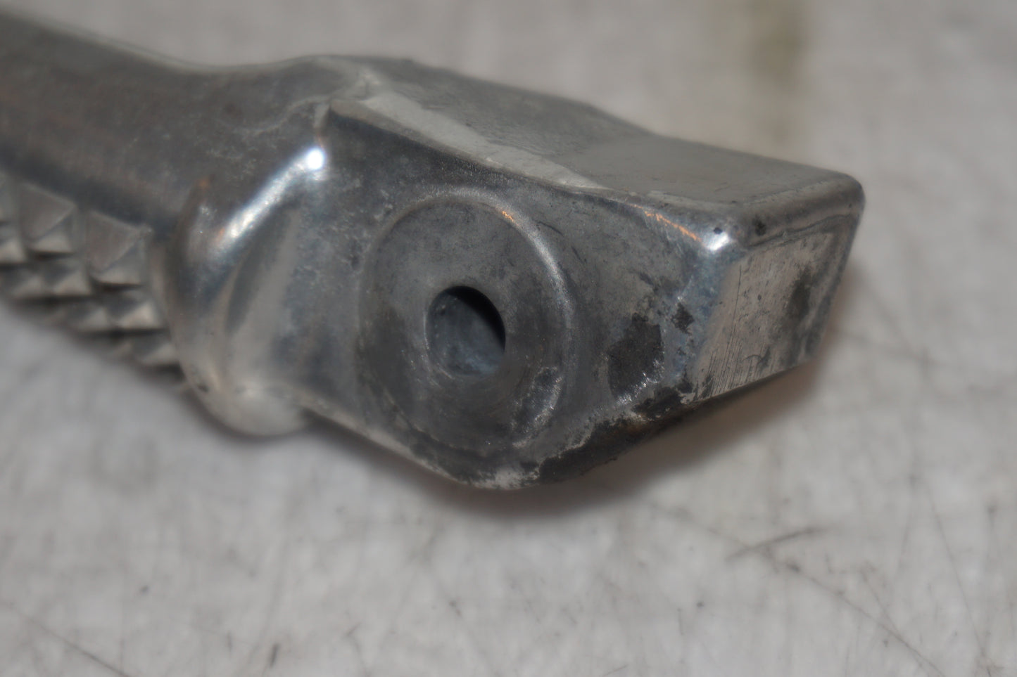 Extrabild2 på Fotpinne från en Honda CBR 1100 XX -2000 motorcykel.