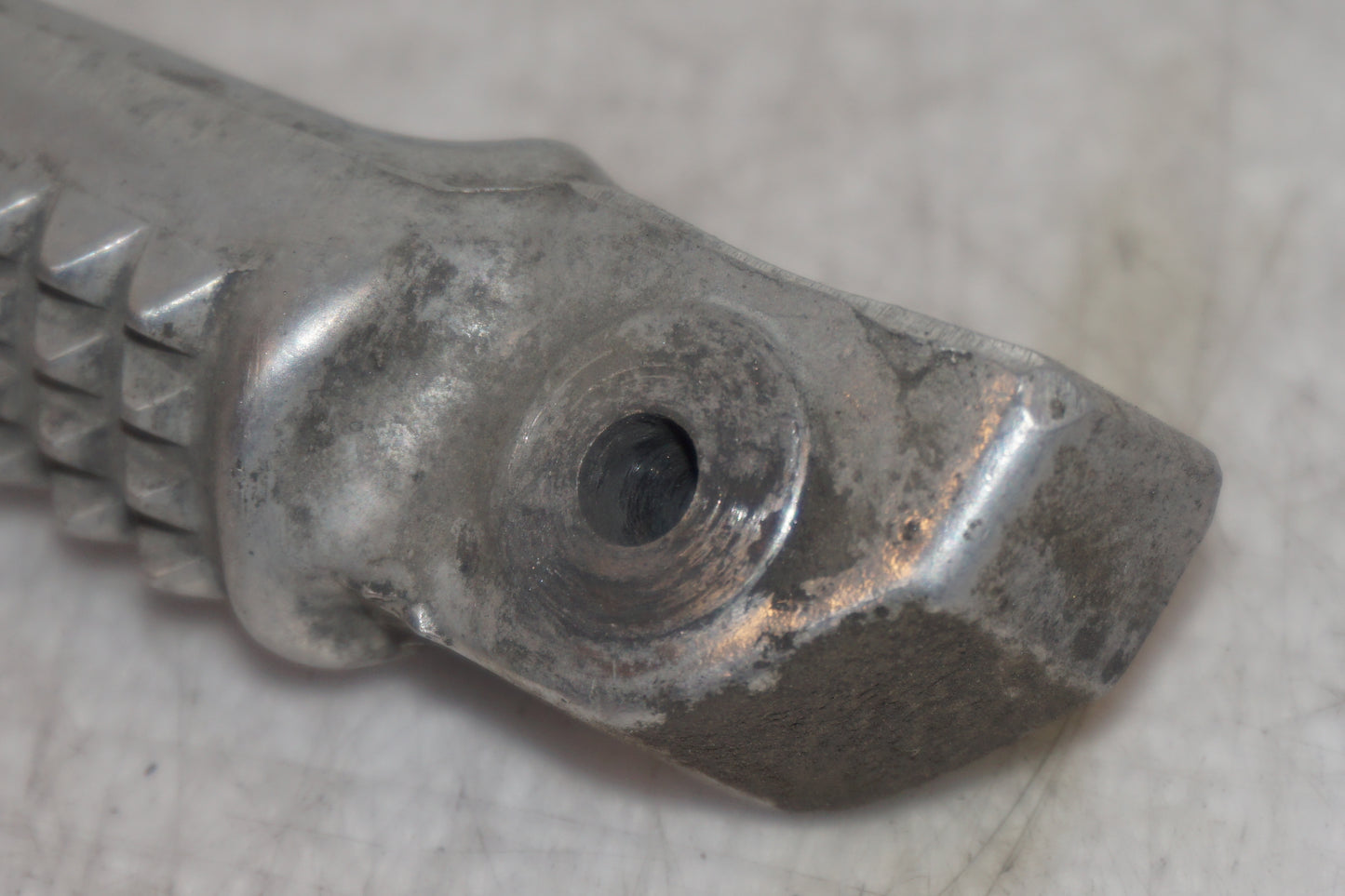 Extrabild2 på Fotpinne från en Honda CBR 1100 XX -1998 motorcykel.