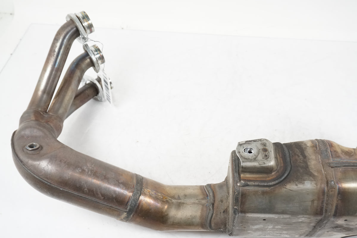 Avgassystem