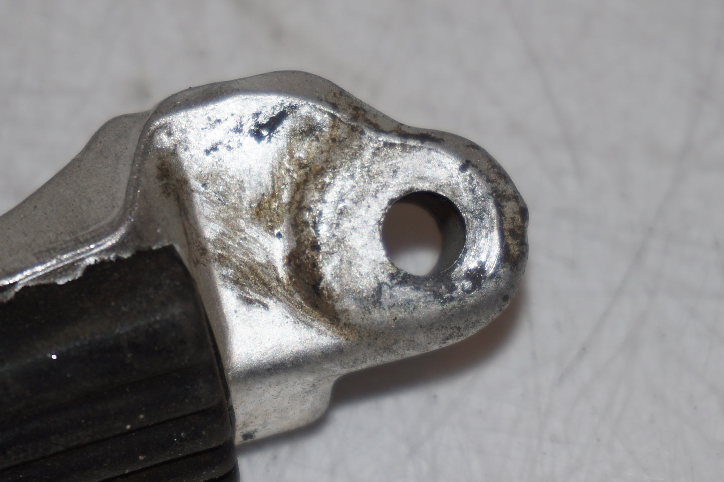 Extrabild2 på Fotpinne från en Suzuki SV 1000 -2004 motorcykel.