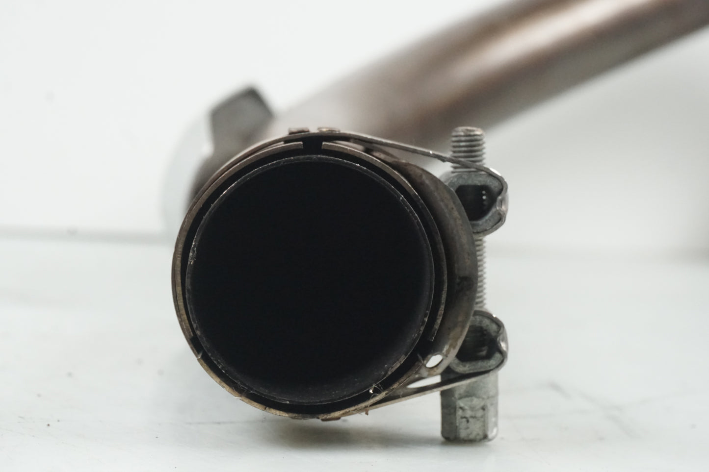 Extrabild3 på Grenrör från en Ducati Monster 696 -2008 motorcykel.