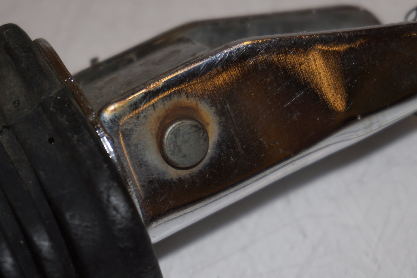 Extrabild3 på Fotpinne från en Suzuki GS 850 G -1982 motorcykel.