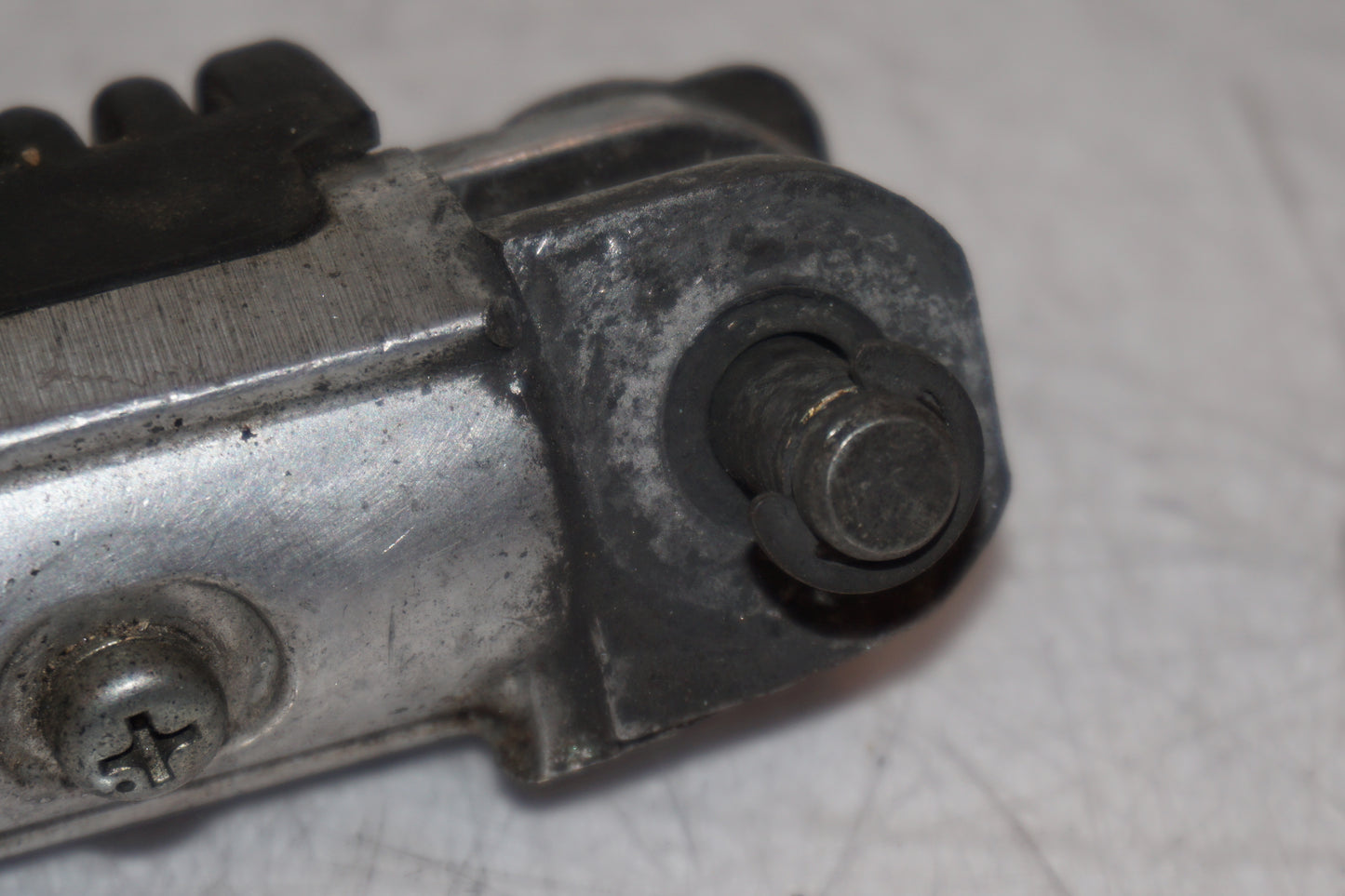 Extrabild2 på Fotpinne från en Suzuki GSX-R 1100 -1989 motorcykel.