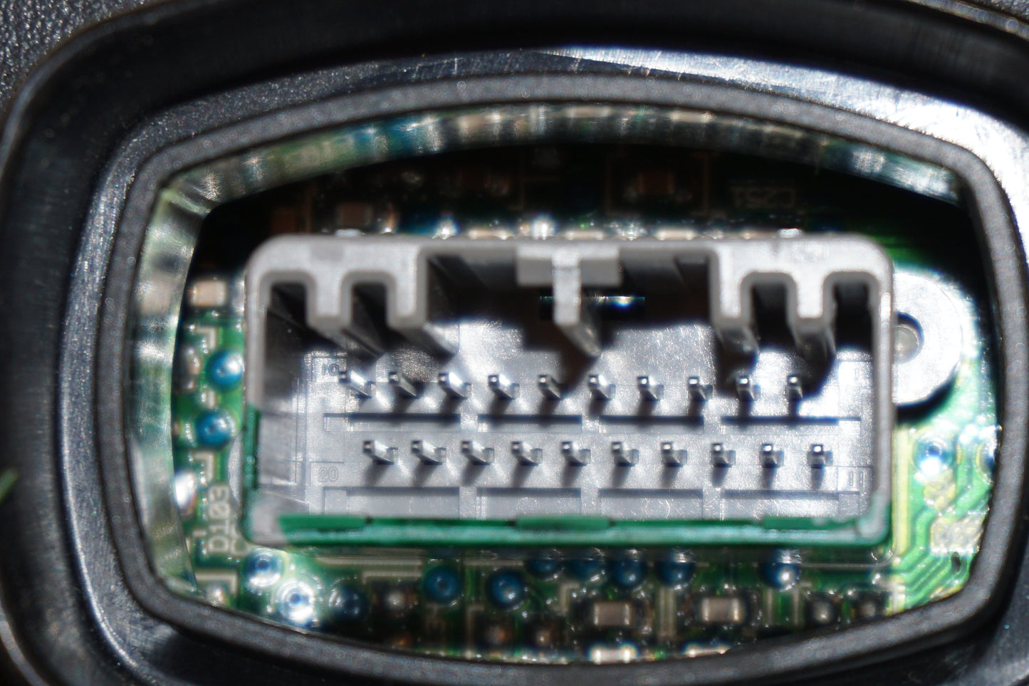 Extrabild2 på Instrumentpanel från en Honda CBR 125 R -2011 motorcykel.