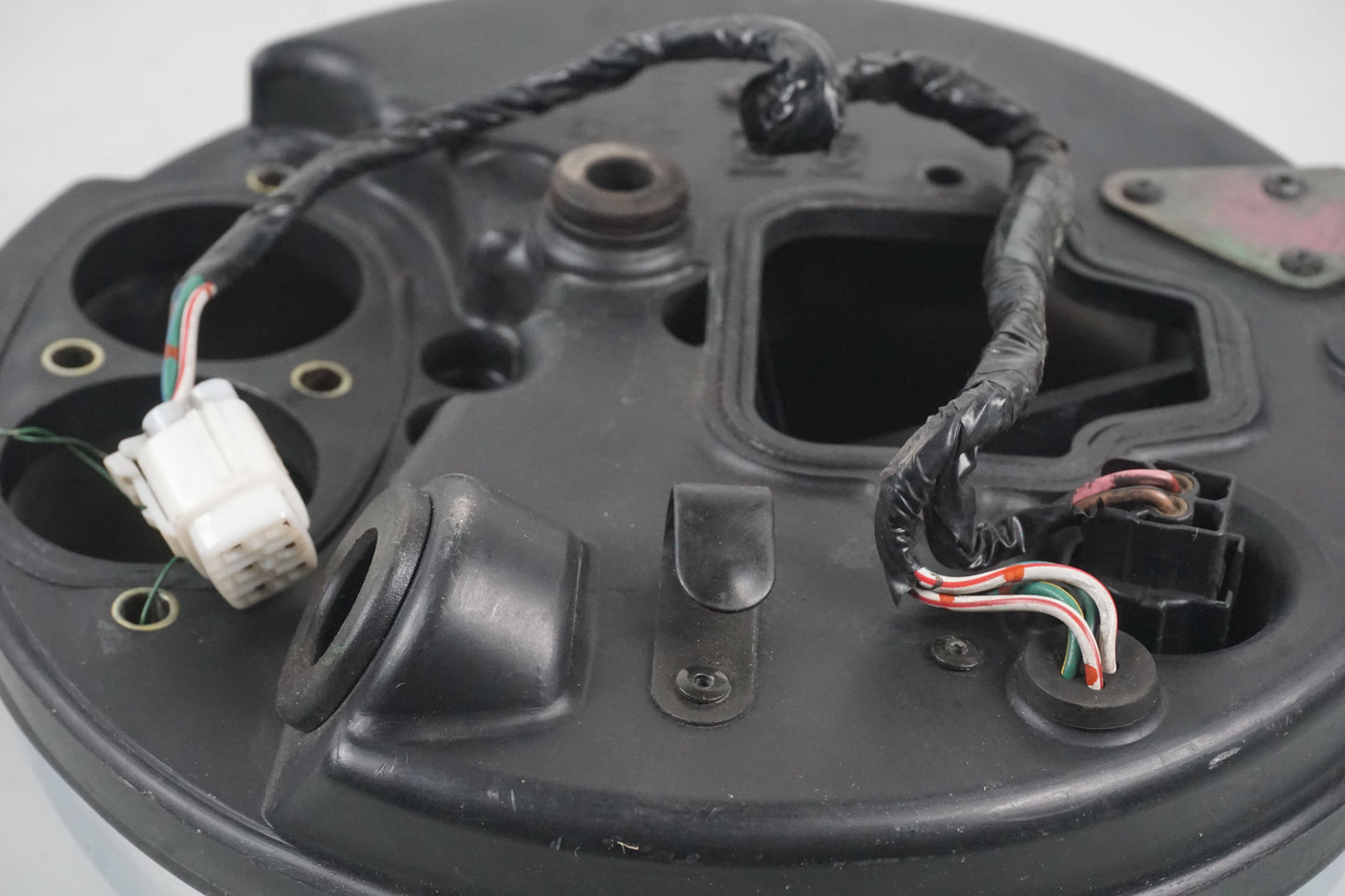 Snett nerifrån på Luftburk från en Kawasaki VN 1600 Mean Streak -2004 motorcykel.