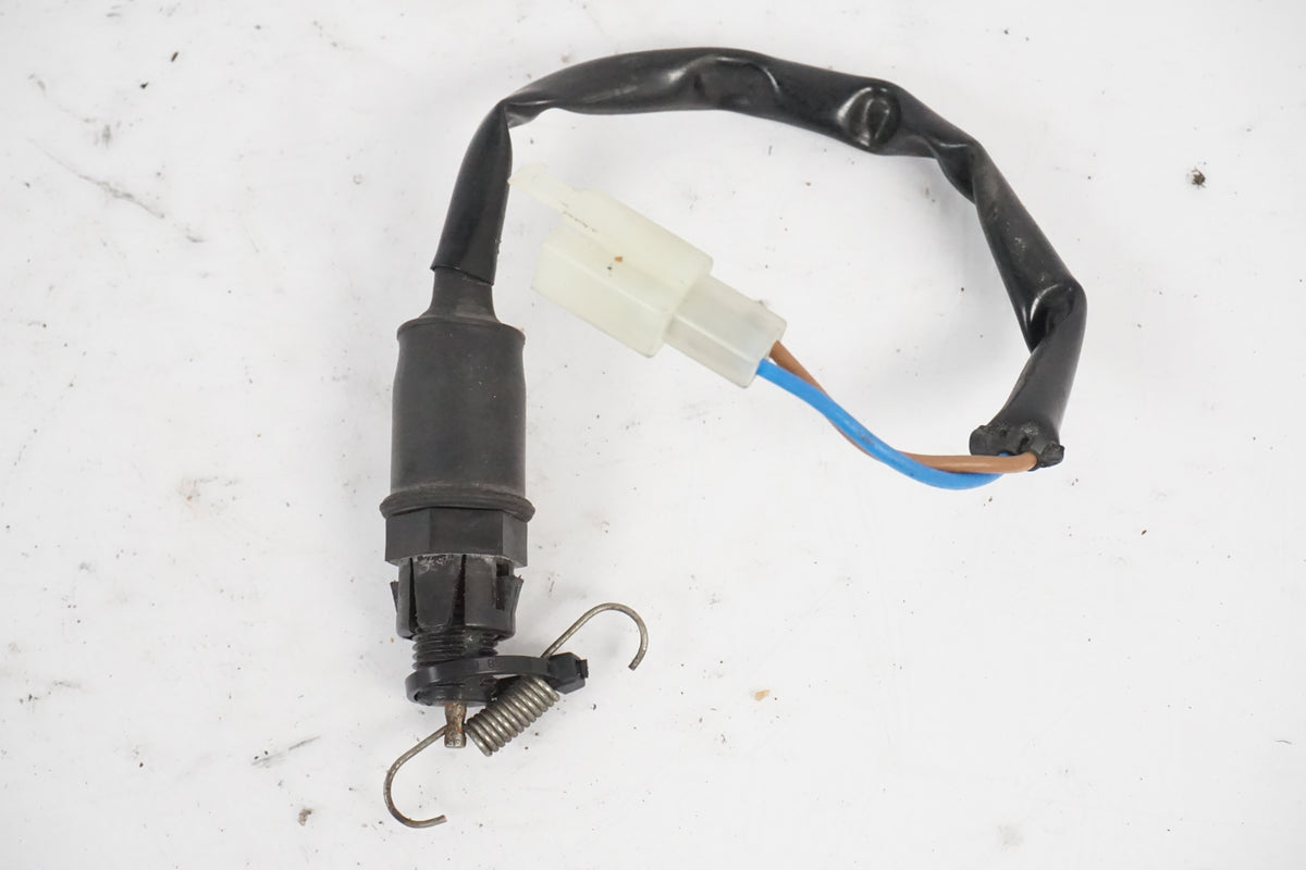 Brake light connector