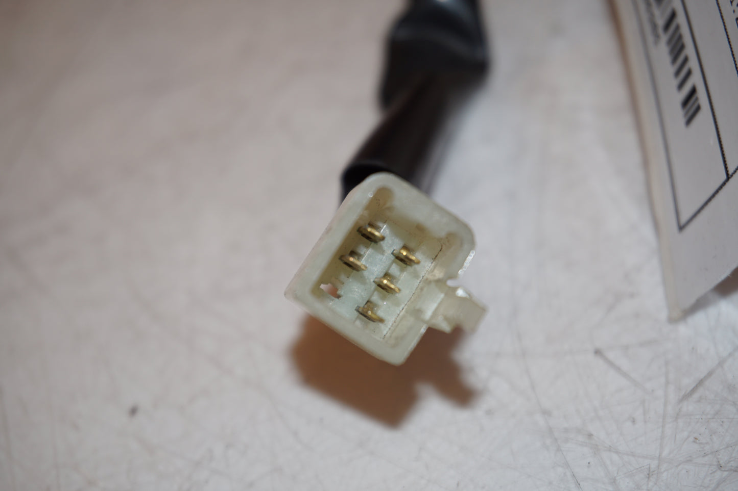 Snett nerifrån på Varvräknare från en Kawasaki Zephyr 750 -1991 motorcykel.