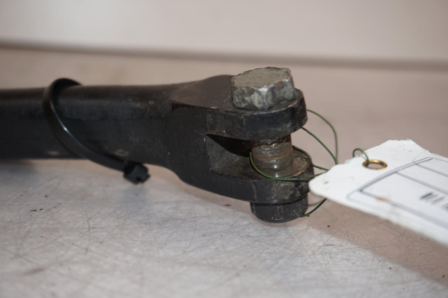 Extrabild2 på Sidostöd från en Triumph Bonneville -2004 motorcykel.