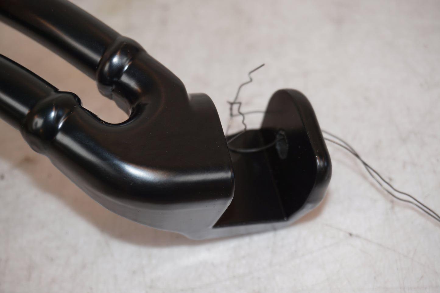 Extrabild1 på Fotpinnefäste från en KTM 790 Duke -2019 motorcykel.