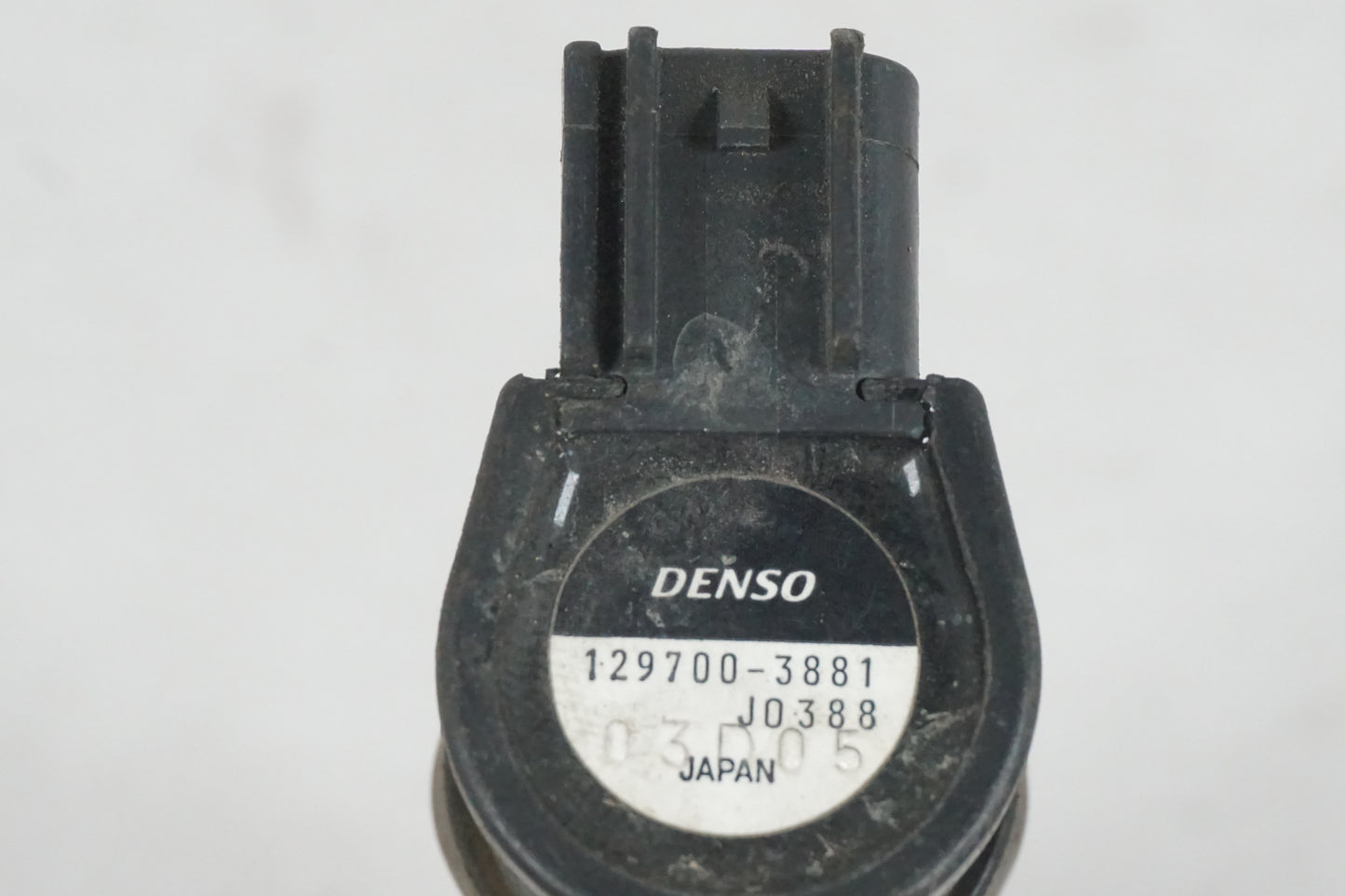 Höger sida pÄ TÀndspole frÄn en Honda CBR 600 -2002 motorcykel.