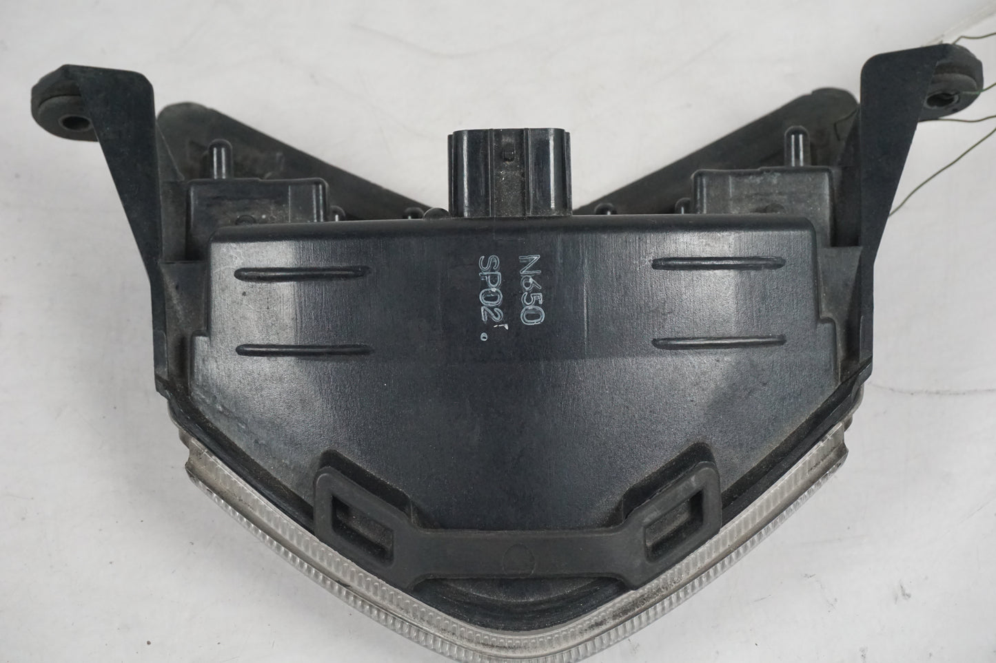 Snett uppifrån på Baklampa från en Kawasaki ZX-10R -2006 motorcykel.