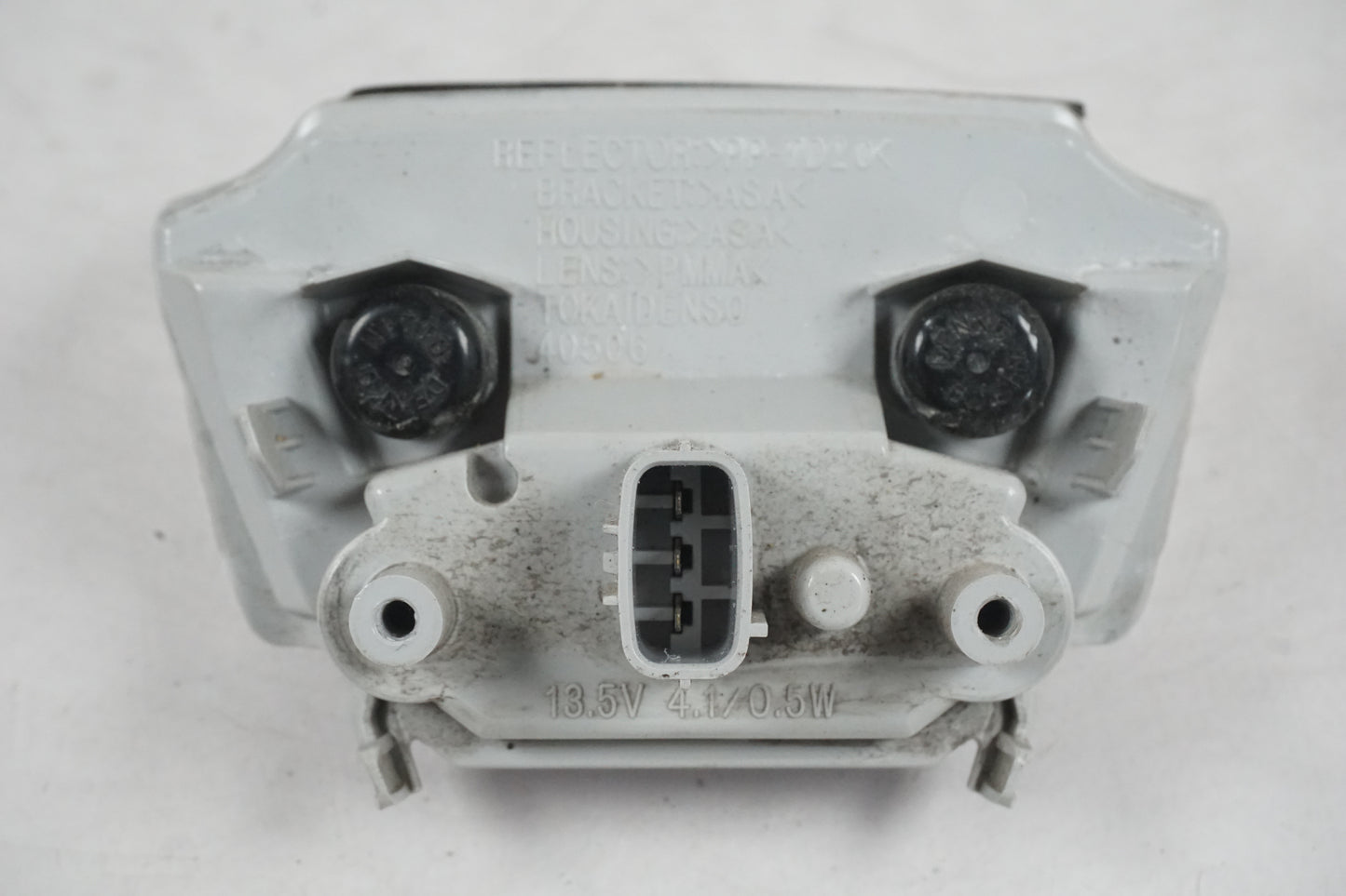 Snett nerifrån på Baklampa från en Kawasaki ZX-10R -2012 motorcykel.