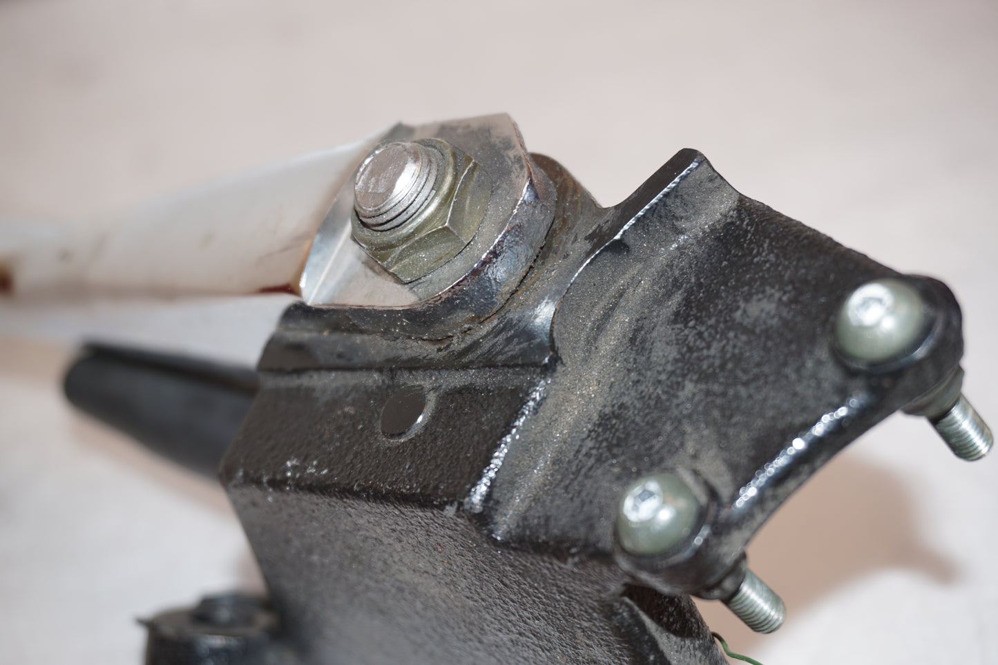 Extrabild2 på Sidostöd från en Yamaha XV 1900 -2007 motorcykel.