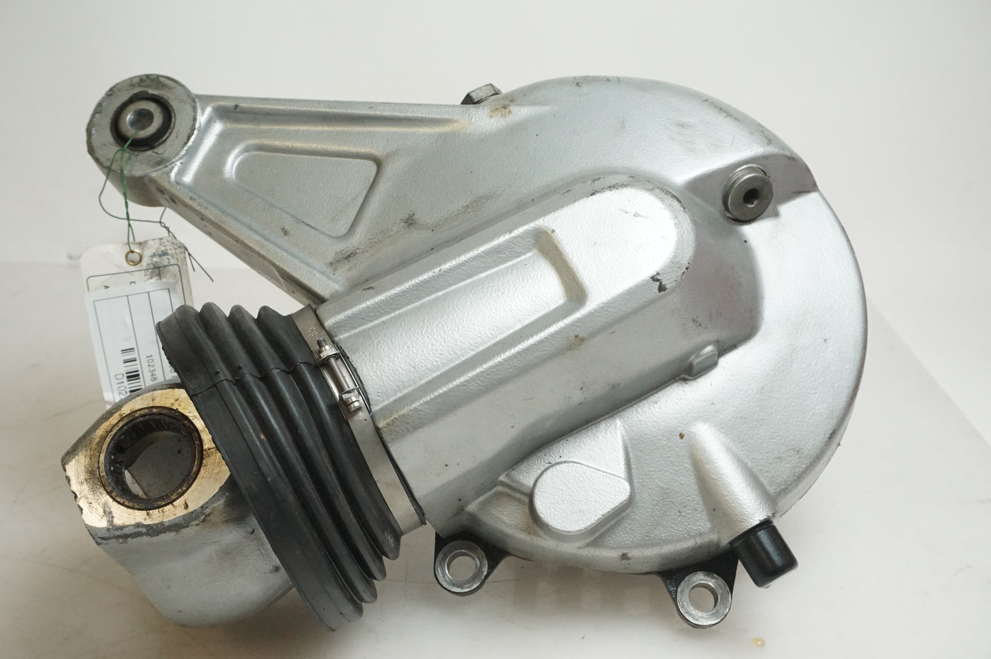 Framsidan på Slutväxel från en BMW R 1100 R -1995 motorcykel.
