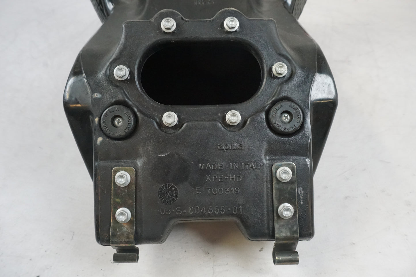 Extrabild3 på Bensintank från en Aprilia SXV 550 -2007 motorcykel.