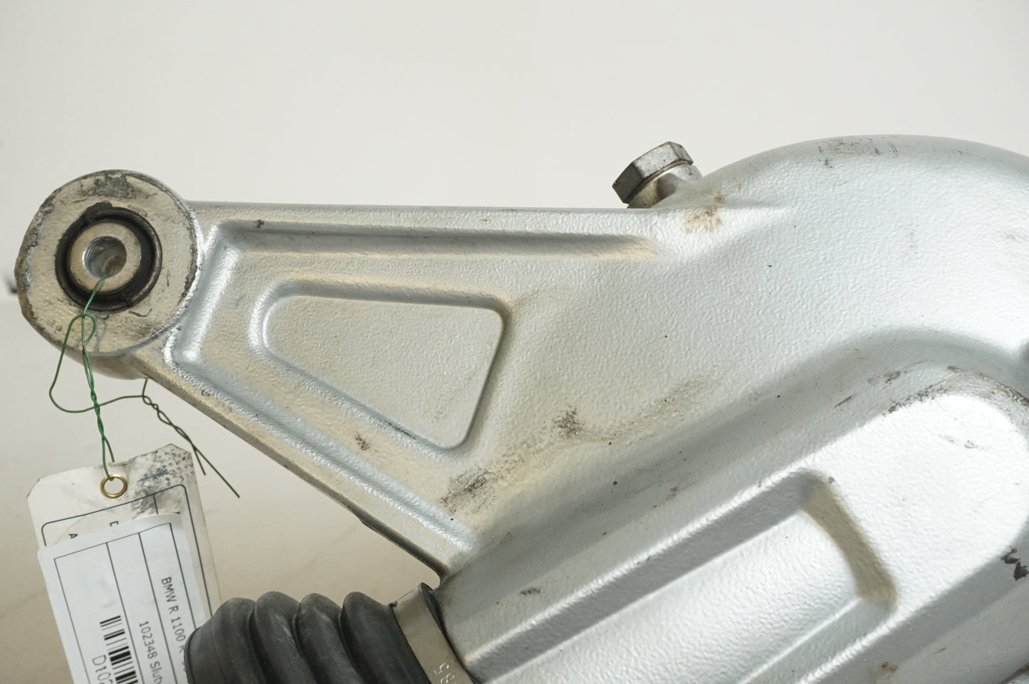 Baksidan på Slutväxel från en BMW R 1100 R -1995 motorcykel.