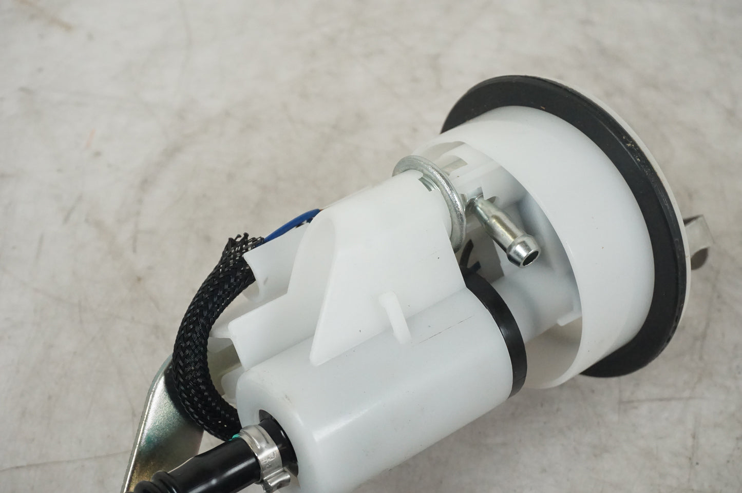 Pompe à essence à injection