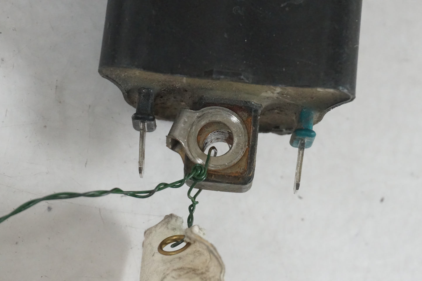 Höger sida på Tändspole från en Honda CB 750 SF -1993 motorcykel.