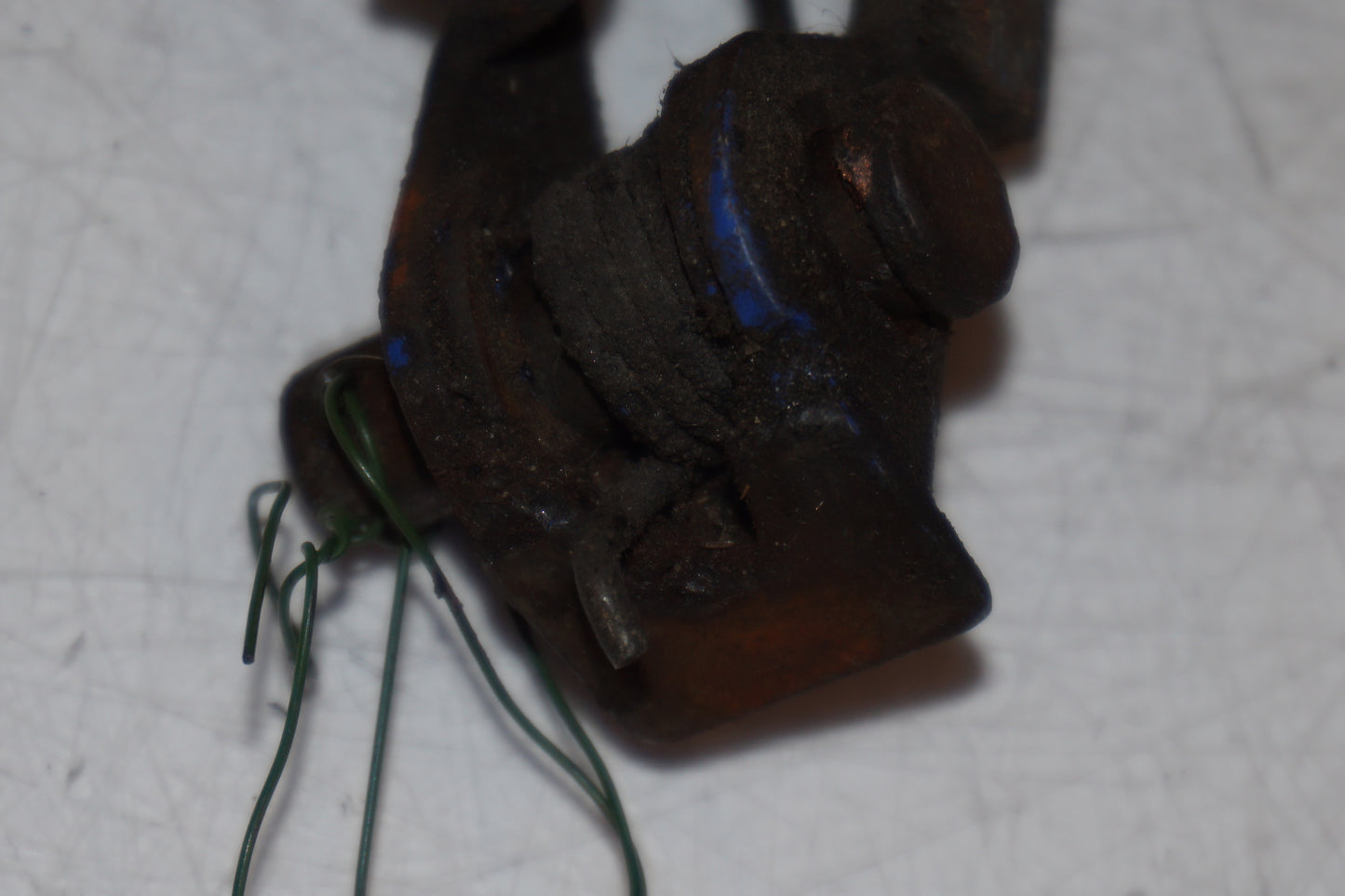 Extrabild2 på Fotpinne från en Suzuki DR 750 S -1988 motorcykel.