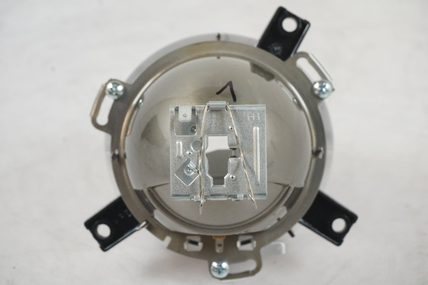 Snett uppifrån på Strålkastarprojektor från en BMW R 1100 S -2001 motorcykel.