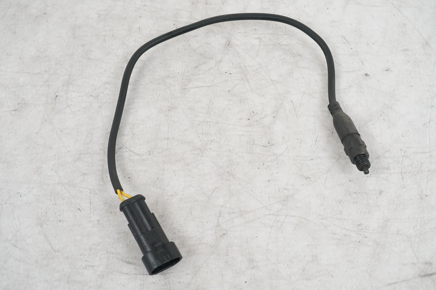 Contact de feu de frein