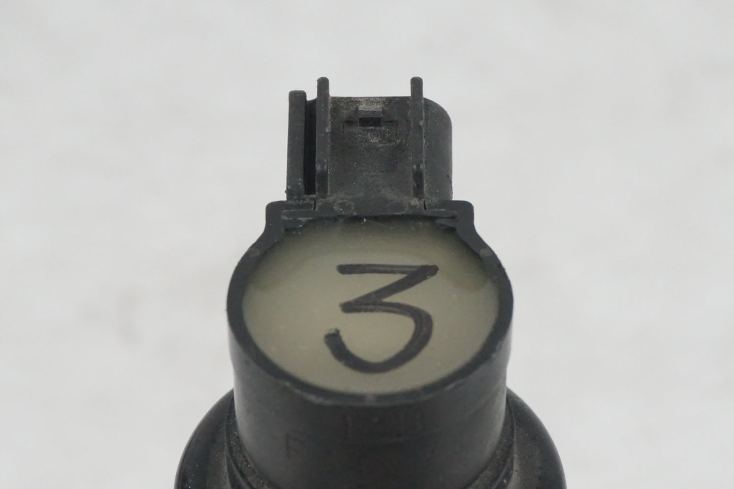 Höger sida på Tändspole från en Yamaha YZF 1000 R1 -2009 motorcykel.