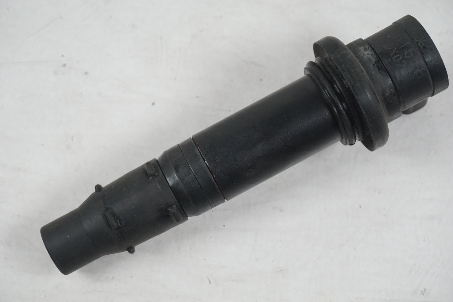 Baksidan på Tändspole från en Yamaha FZ-1 N -2007 motorcykel.