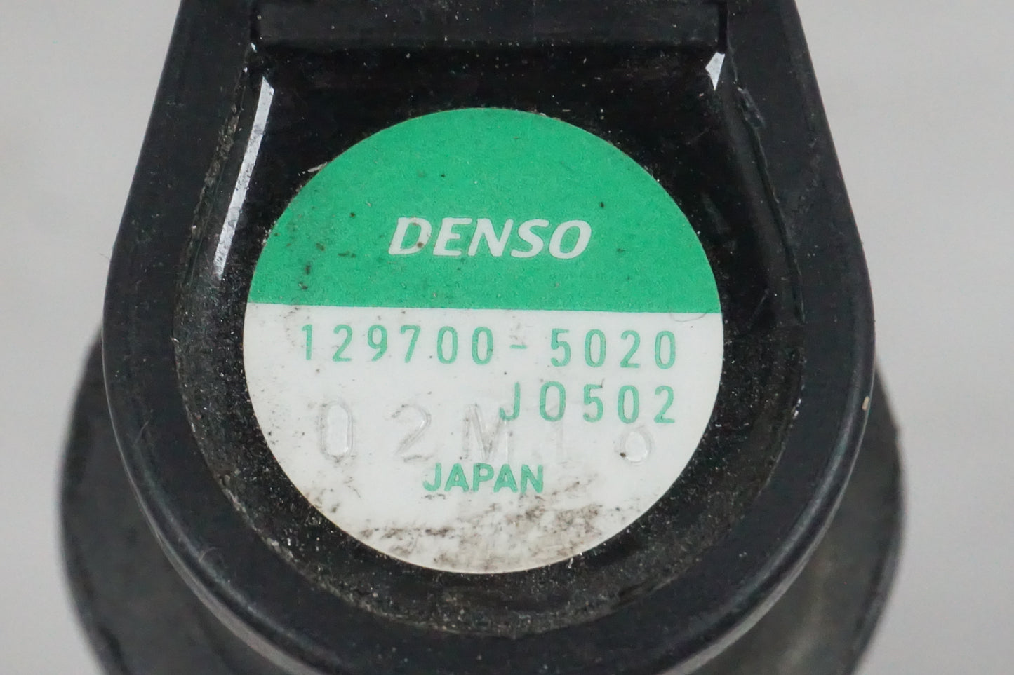 Höger sida pÄ TÀndspole frÄn en Triumph Street Triple -2011 motorcykel.