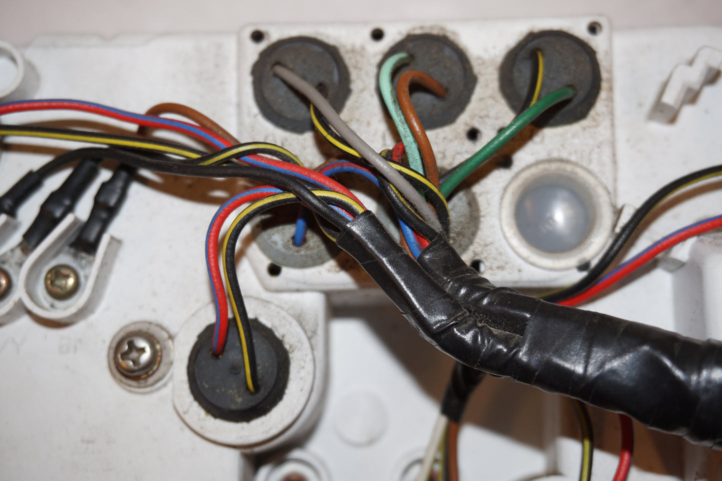 Extrabild4 på Instrumentpanel från en Kawasaki GPZ 500 -1993 motorcykel.