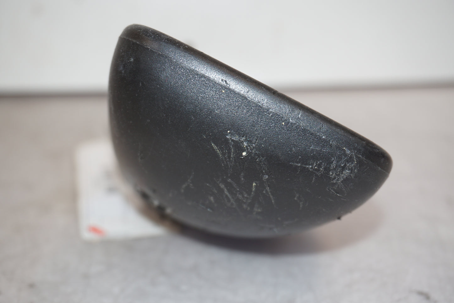 Snett nerifrån på Backspegel från en Suzuki TL 1000 S -1997 motorcykel.