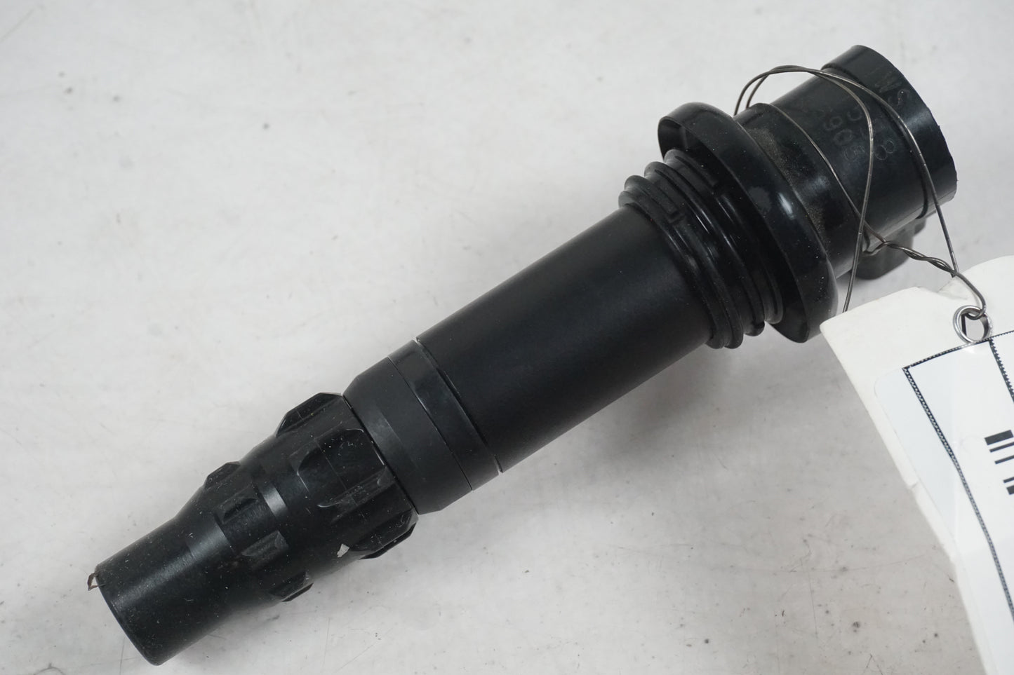 Baksidan på Tändspole från en Yamaha MT-07 Tracer -2016 motorcykel.