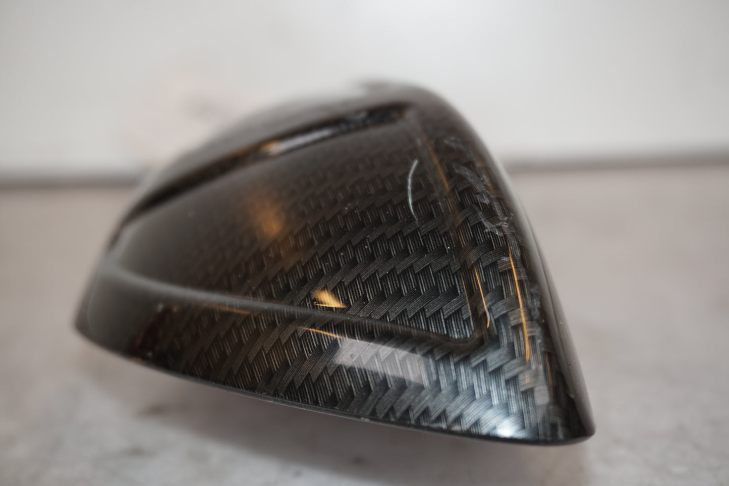 Snett nerifrån på Backspegel från en Suzuki DL 1000 -2003 motorcykel.