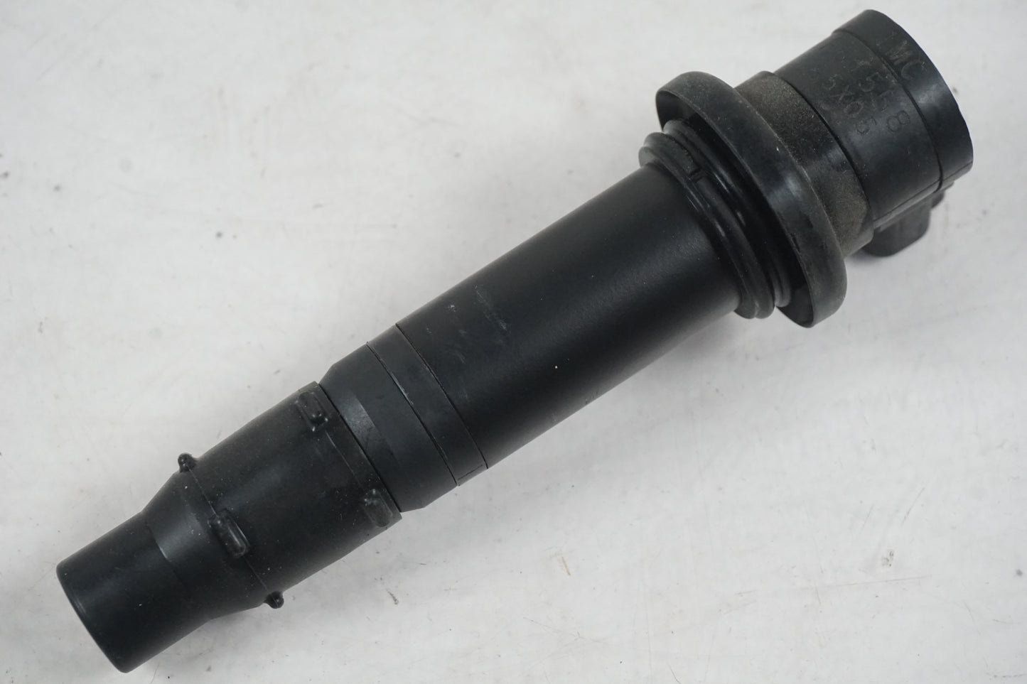 Baksidan på Tändspole från en Yamaha FJR 1300 -2016 motorcykel.