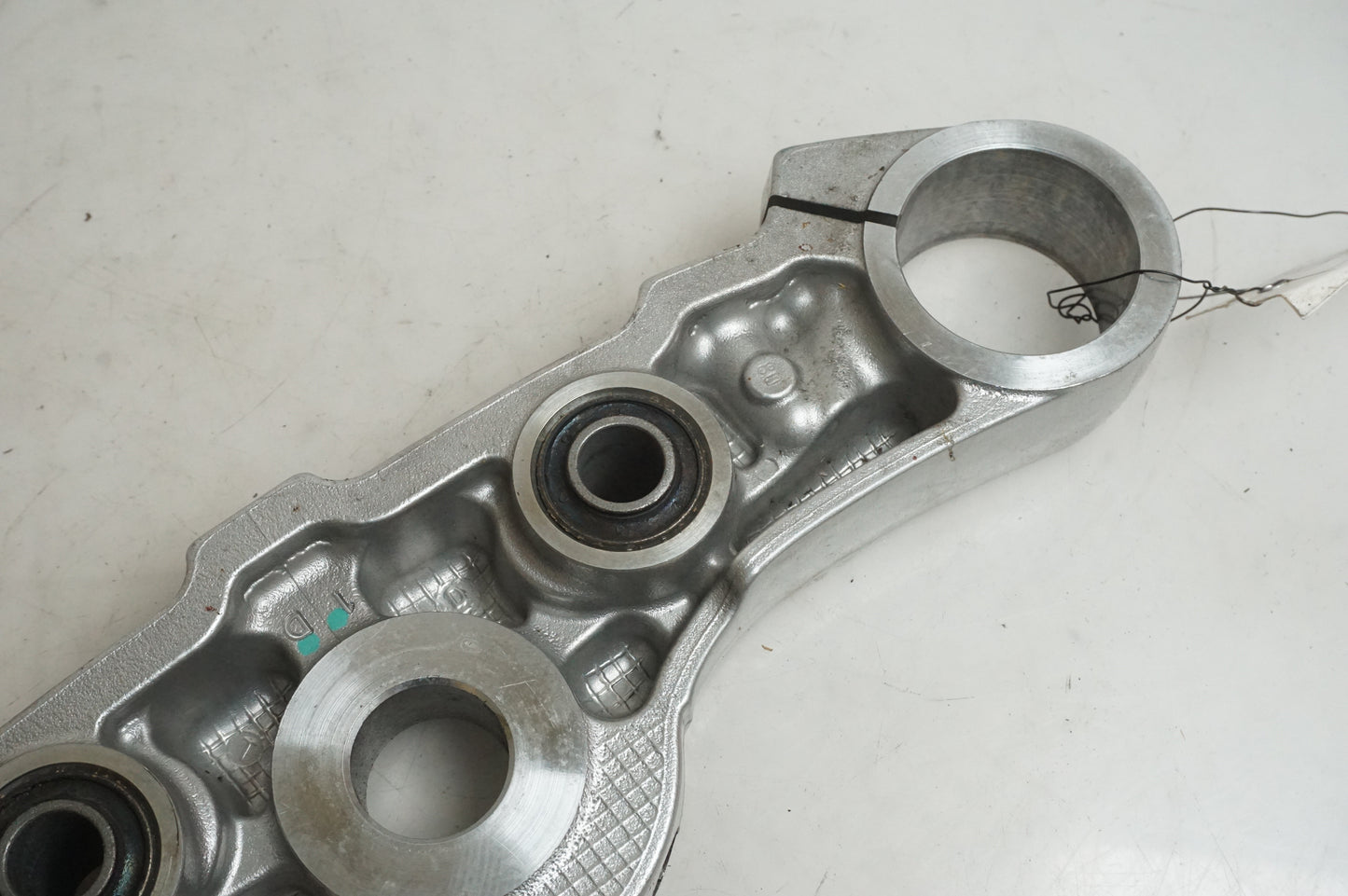 Snett uppifrån på Gaffelkrona från en Kawasaki VN 1700 Classic Tourer -2009 motorcykel.