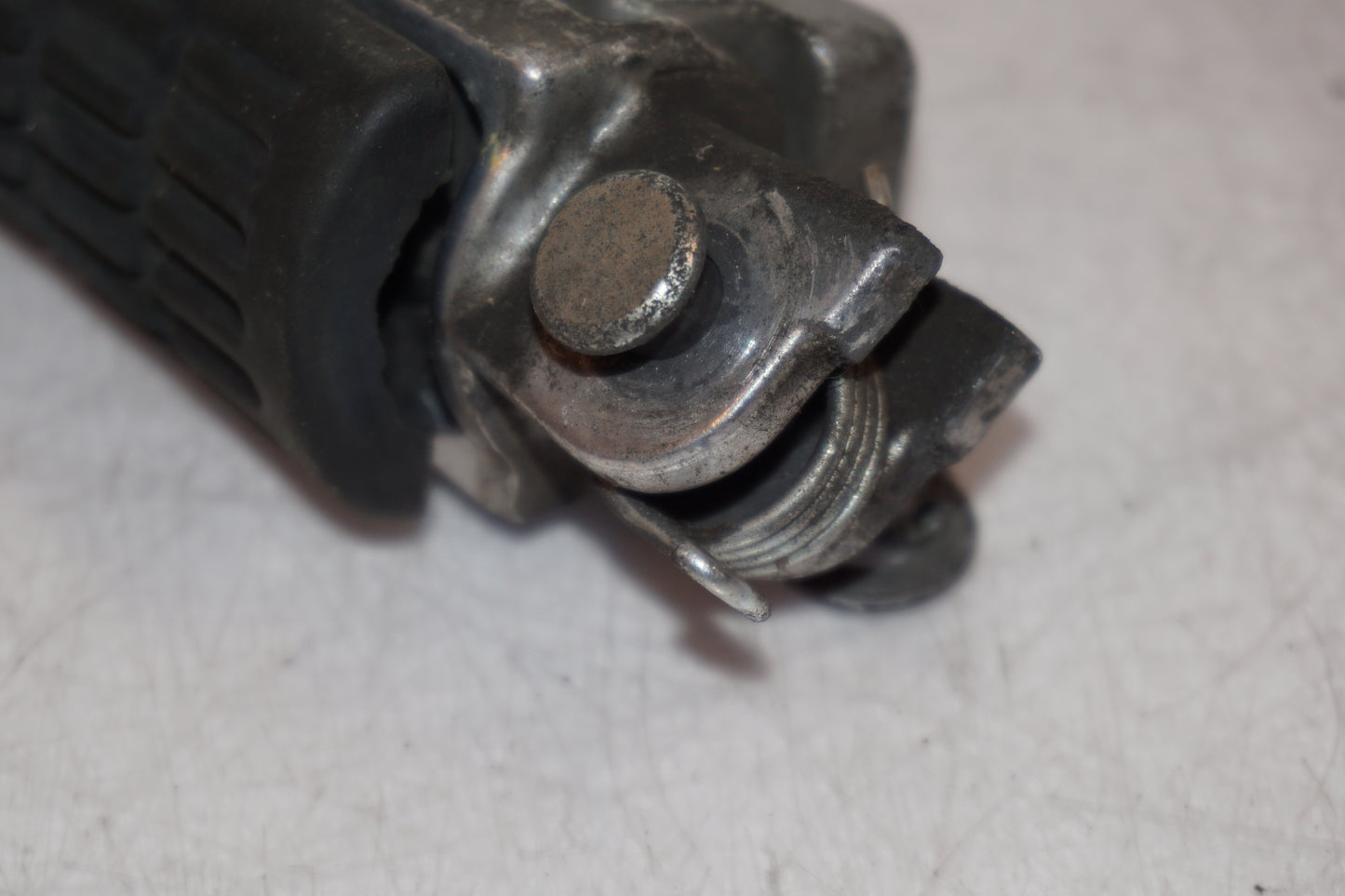 Extrabild1 på Fotpinne från en Honda CBF 1000 -2007 motorcykel.