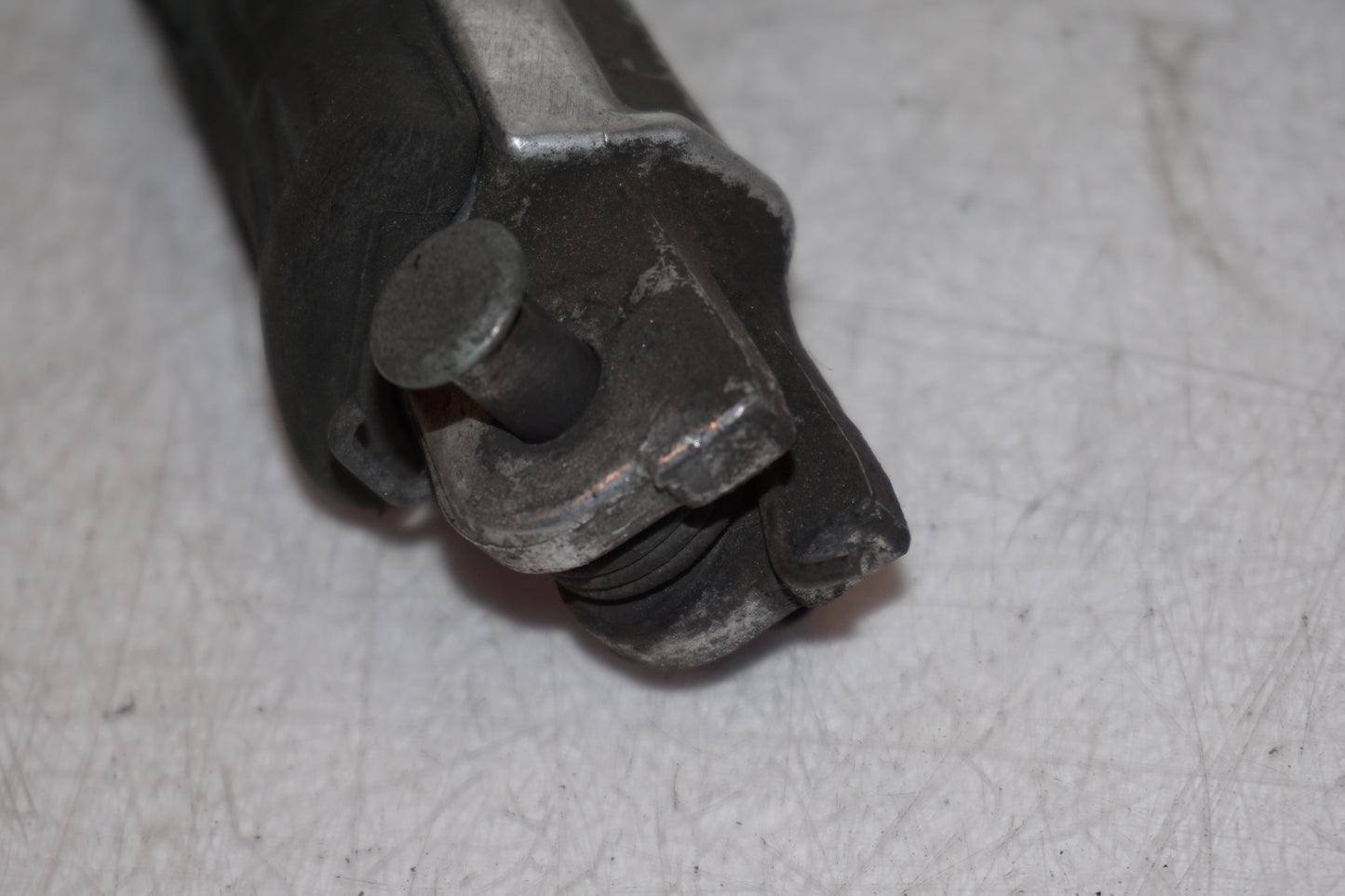 Extrabild2 på Fotpinne från en Honda CBR 1100 XX -1998 motorcykel.