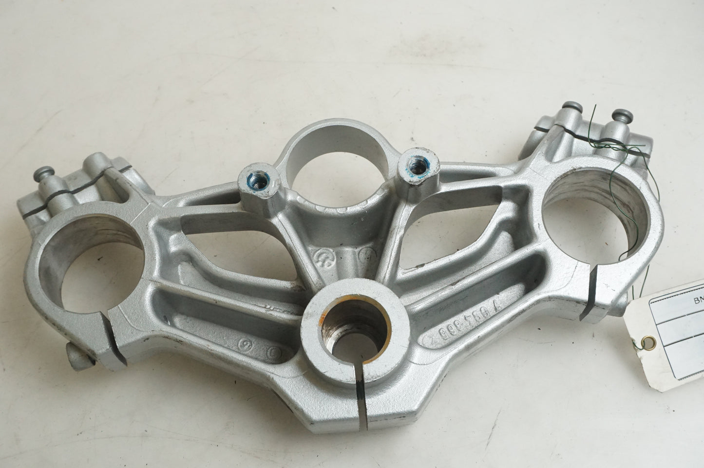 Vänster sida på Gaffelkrona från en BMW F 800 S -2007 motorcykel.