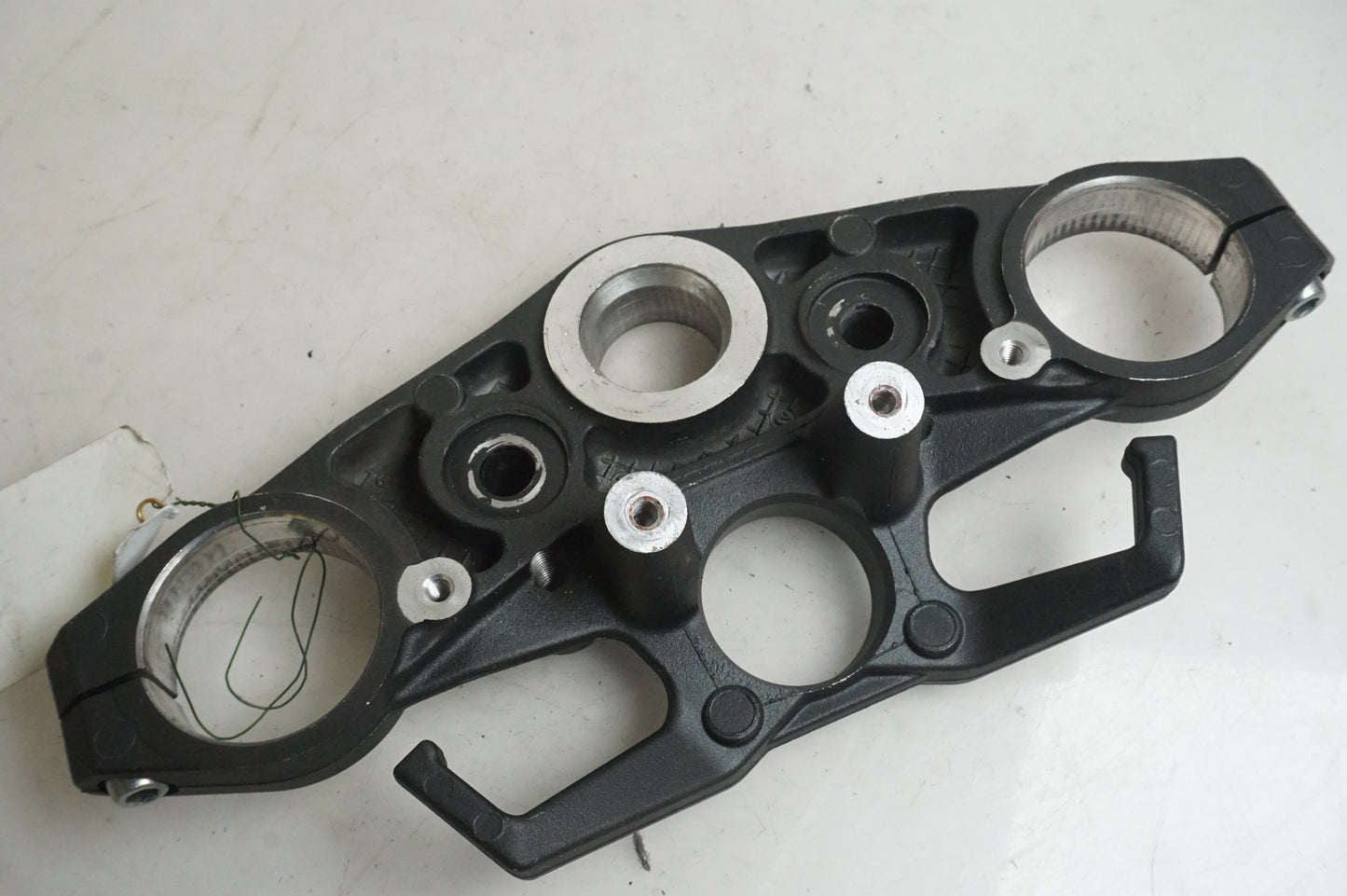 Höger sida på Gaffelkrona från en Kawasaki Versys 1000 -2012 motorcykel.