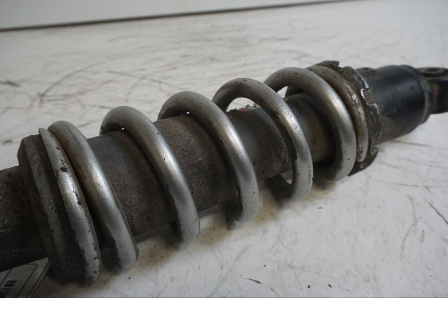 Snett uppifrån på Stötdämpare från en Kawasaki Z 750 -2008 motorcykel.