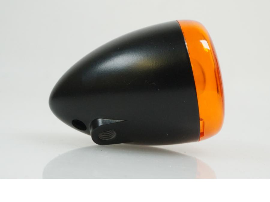 Vänster sida på Blinkers från en H-D FLSTSB Softail Cross Bones -2011 motorcykel.