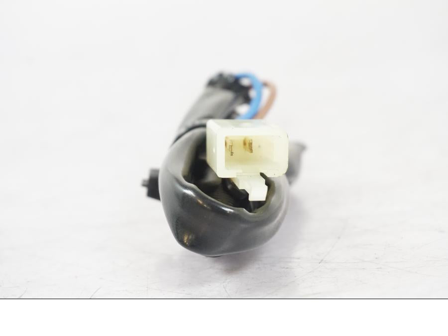 Höger sida på Bromsljuskontakt från en Kawasaki ZX-6R -2011 motorcykel.