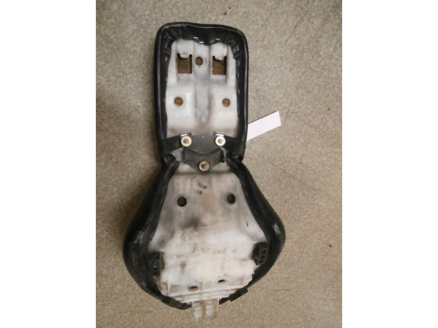 Snett uppifrån på Sadel från en Honda VT 600 C -1994 motorcykel.