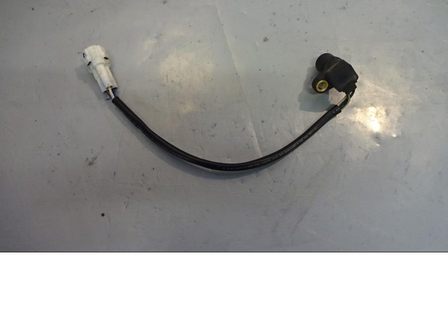 Framsidan på Hastighetsgivare från en Yamaha FJR 1300 -2003 motorcykel.