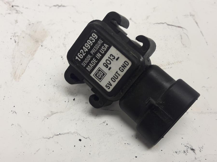 Framsidan på Lufttryckssensor från en Triumph Tiger -1999 motorcykel.