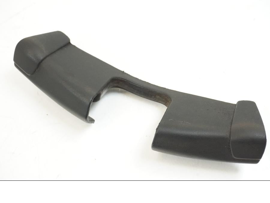 Snett uppifrån på Tankkåpa från en BMW F 650 CS -2003 motorcykel.