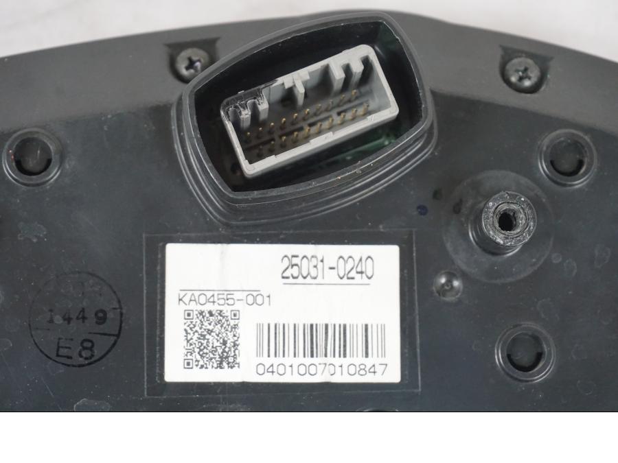 Extrabild1 på Instrumentpanel från en Kawasaki ZX-6R -2011 motorcykel.