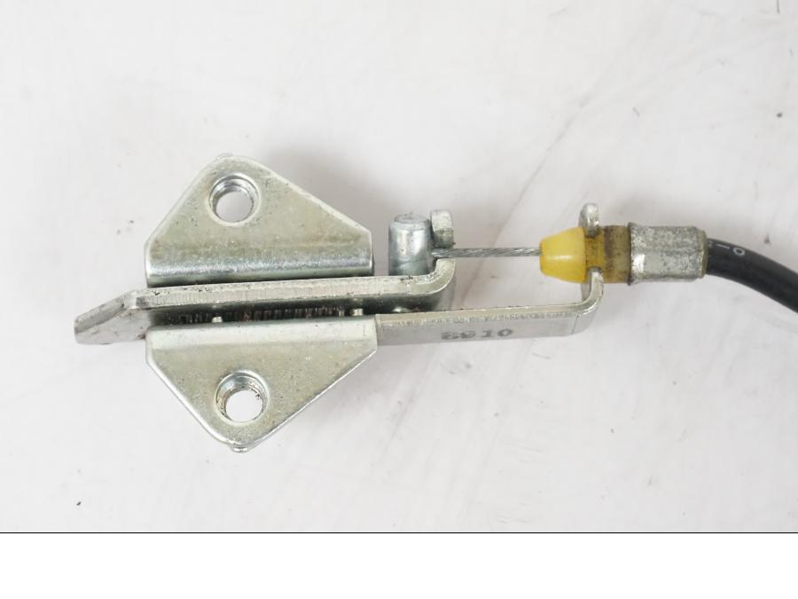 Extrabild6 på Sadellåsmekanism från en Kawasaki ZZ-R 1400 -2009 motorcykel.