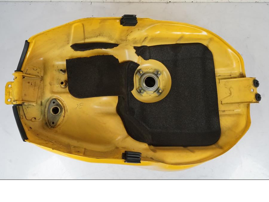 Extrabild2 på Bensintank från en Honda VTR 1000 F -1997 motorcykel.