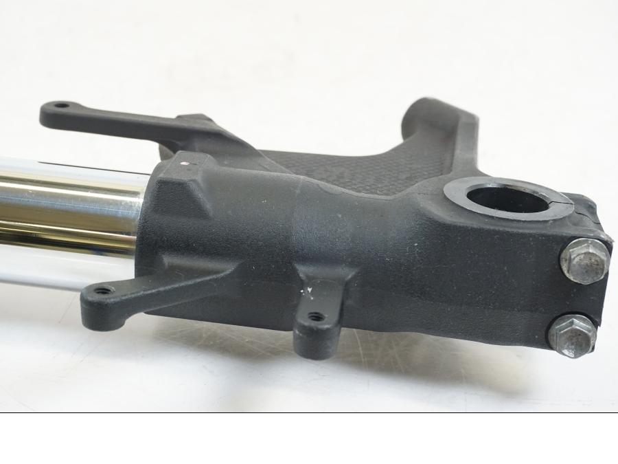 Extrabild5 på Gaffelben från en Suzuki GSX-R 750 -2008 motorcykel.